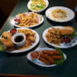 Meet your Posher, Dennis